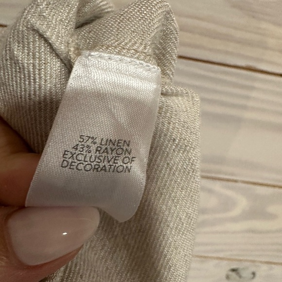 J. Jill Textured Cream Mid Calf Linen Pants - Picture 5 of 6